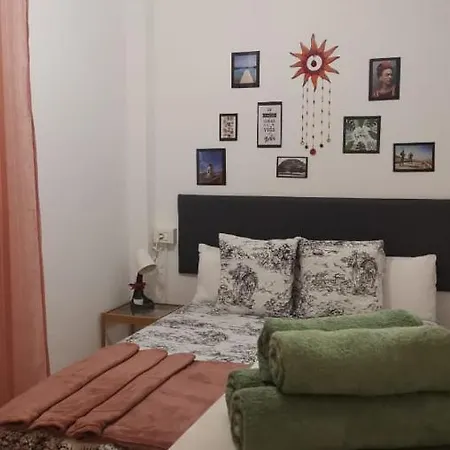 Enjoy Life Apartment *